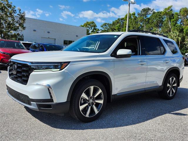 new 2025 Honda Pilot car, priced at $49,350