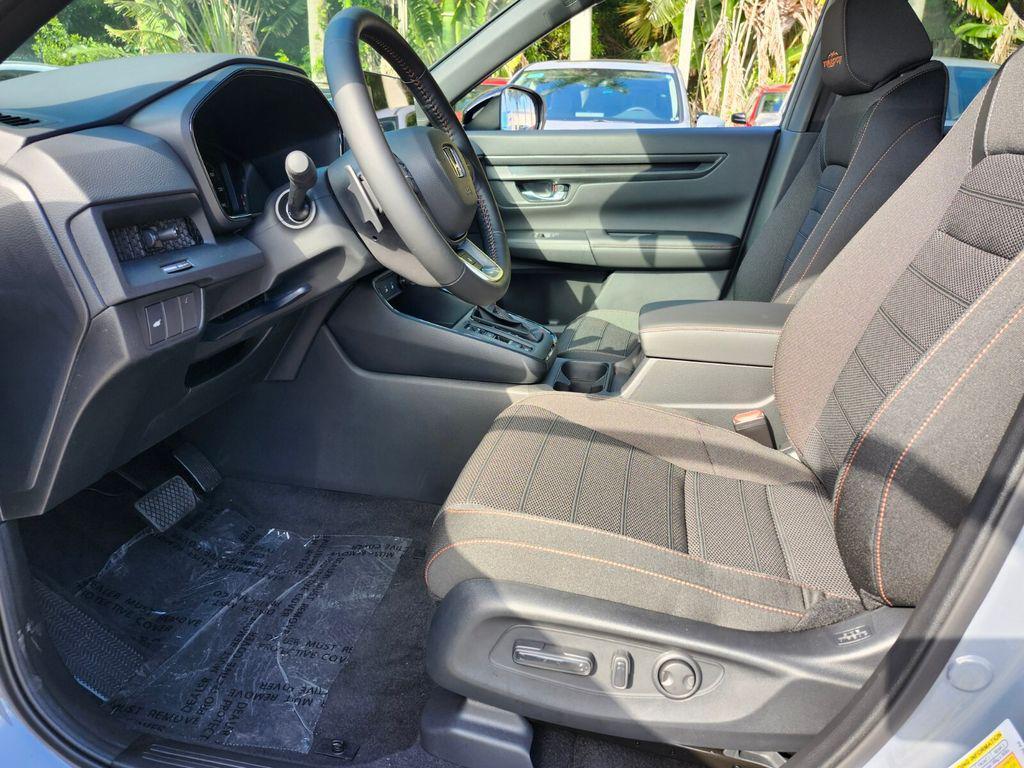 new 2026 Honda CR-V Hybrid car, priced at $40,650