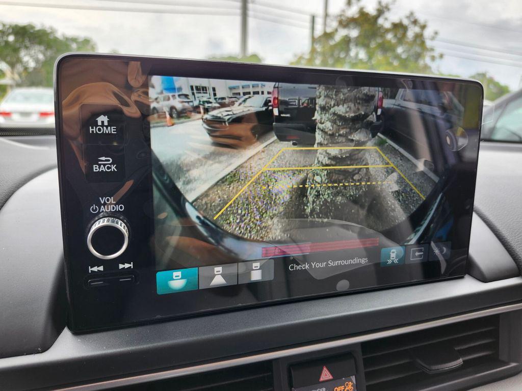 new 2025 Honda Pilot car, priced at $50,850