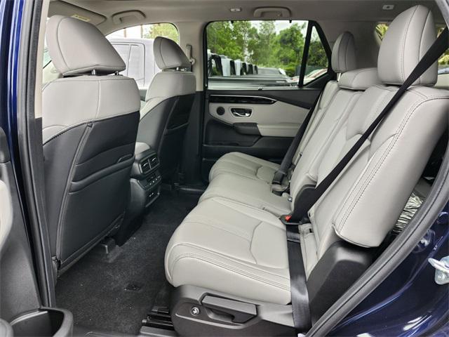 new 2025 Honda Pilot car, priced at $50,850
