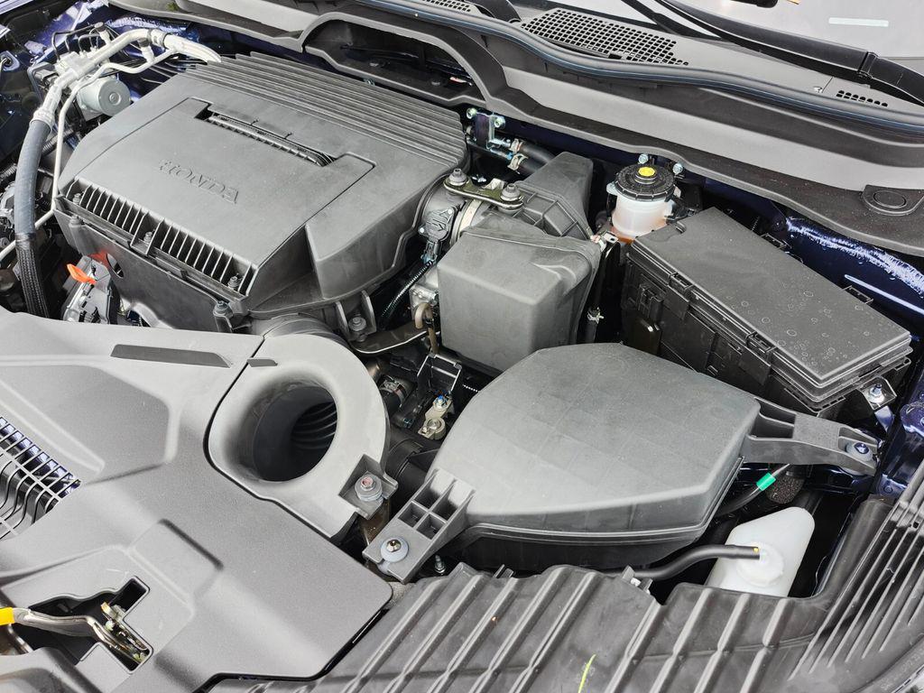 new 2025 Honda Pilot car, priced at $50,850