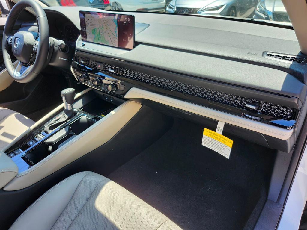 new 2025 Honda Accord Hybrid car, priced at $40,905