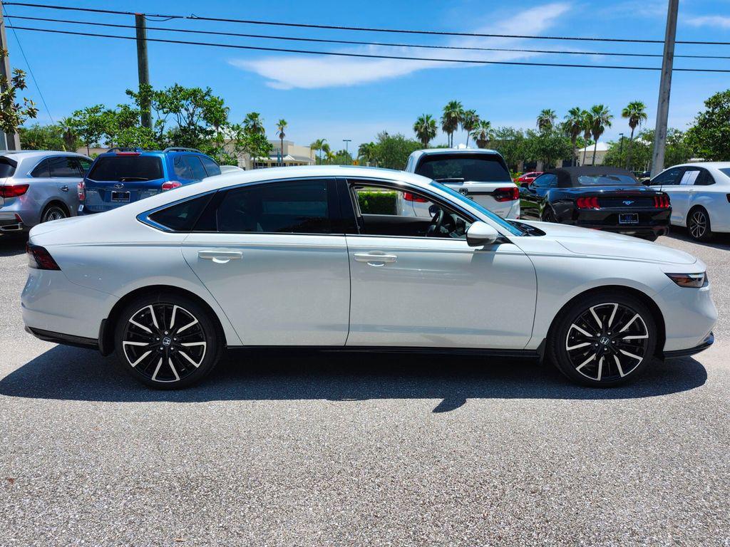 new 2025 Honda Accord Hybrid car, priced at $40,905
