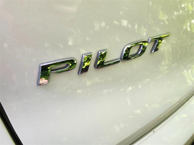 used 2021 Honda Pilot car, priced at $27,998