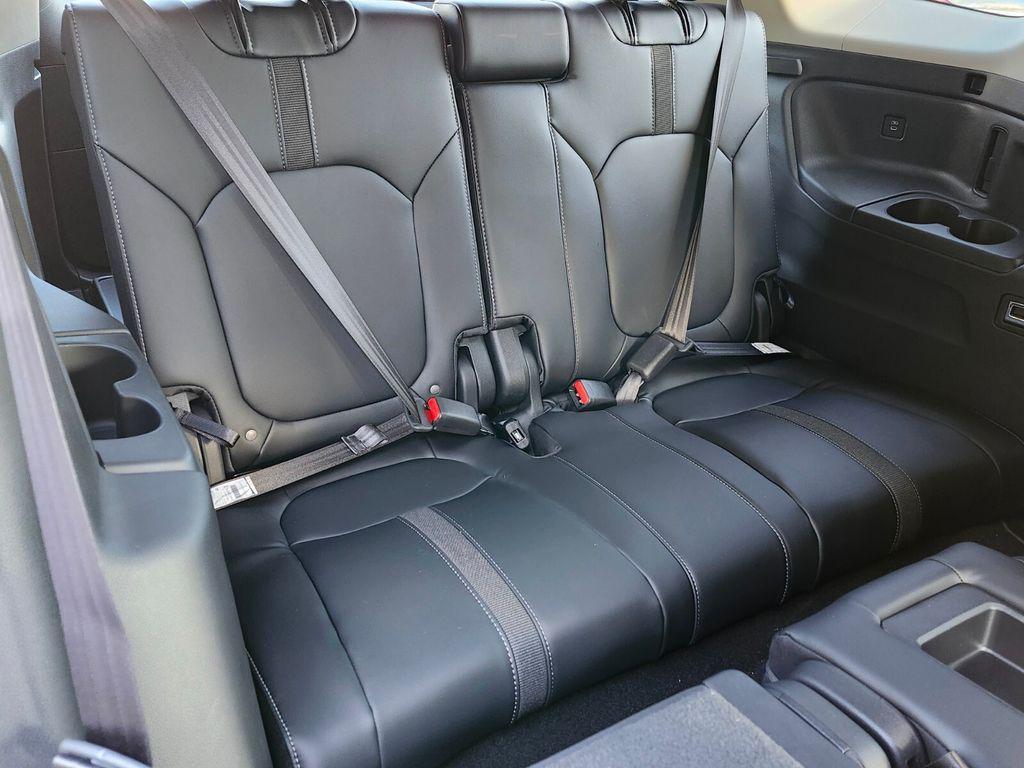 new 2025 Honda Pilot car, priced at $44,995