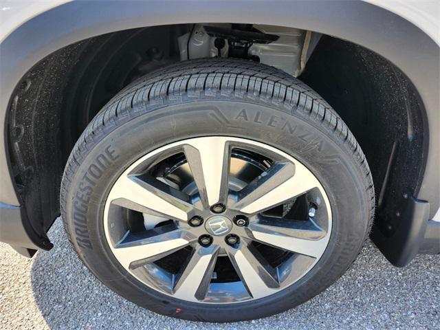 new 2025 Honda Pilot car, priced at $49,405