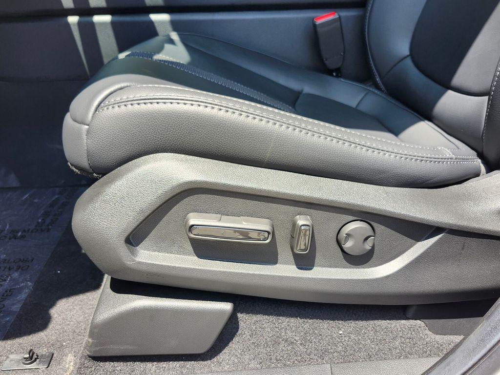 new 2025 Honda Pilot car, priced at $53,405