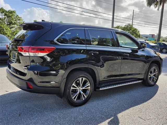 used 2017 Toyota Highlander car, priced at $19,498