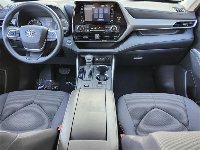 used 2022 Toyota Highlander car, priced at $28,922