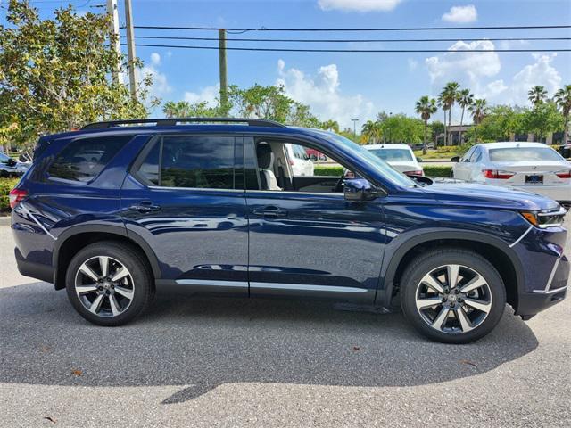 new 2025 Honda Pilot car, priced at $54,530