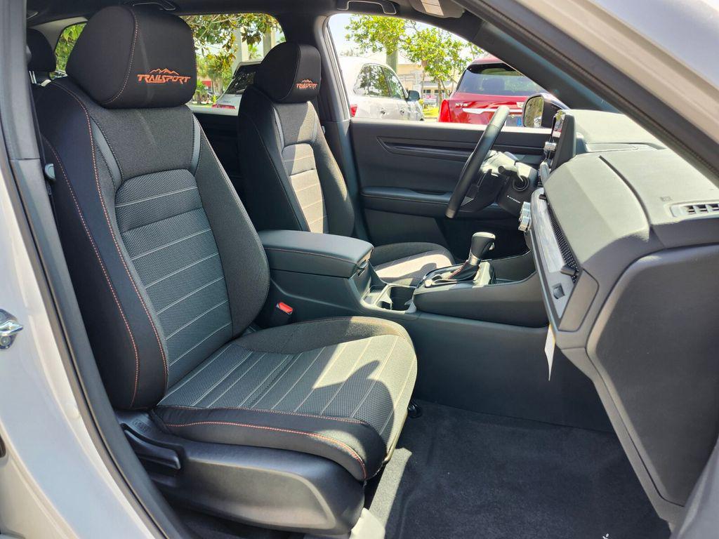 new 2026 Honda CR-V Hybrid car, priced at $40,650