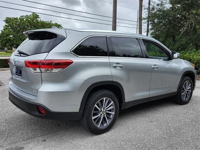 used 2019 Toyota Highlander car, priced at $26,798