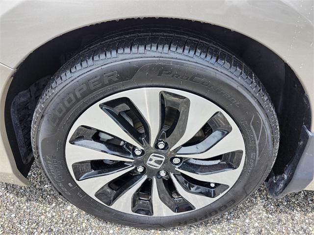 used 2015 Honda Accord Hybrid car, priced at $17,419