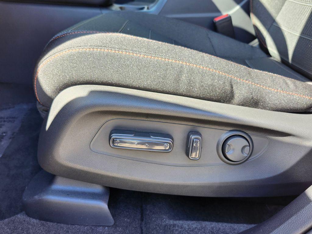 new 2026 Honda CR-V Hybrid car, priced at $40,705