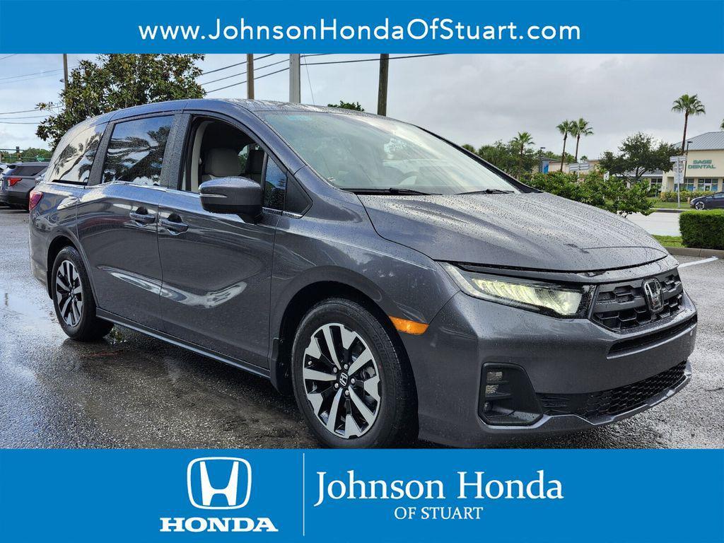 new 2026 Honda Odyssey car, priced at $44,290