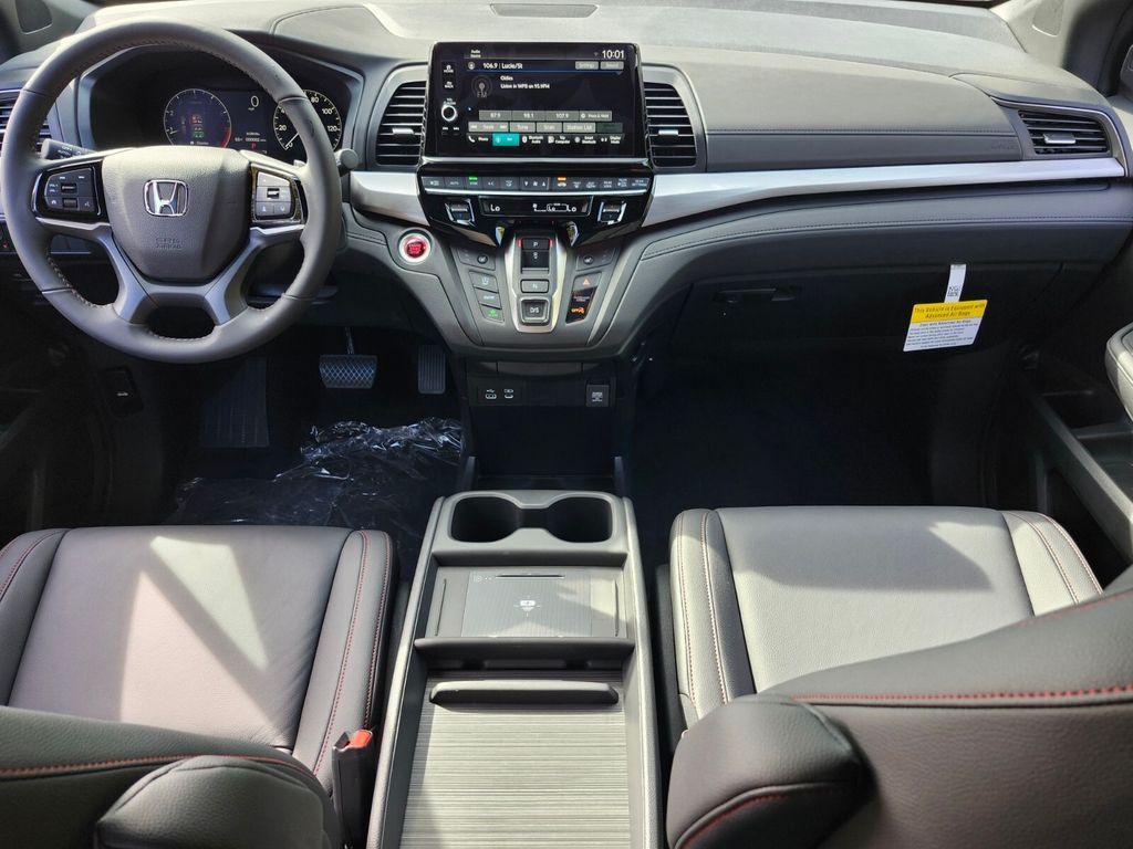new 2026 Honda Odyssey car, priced at $45,845