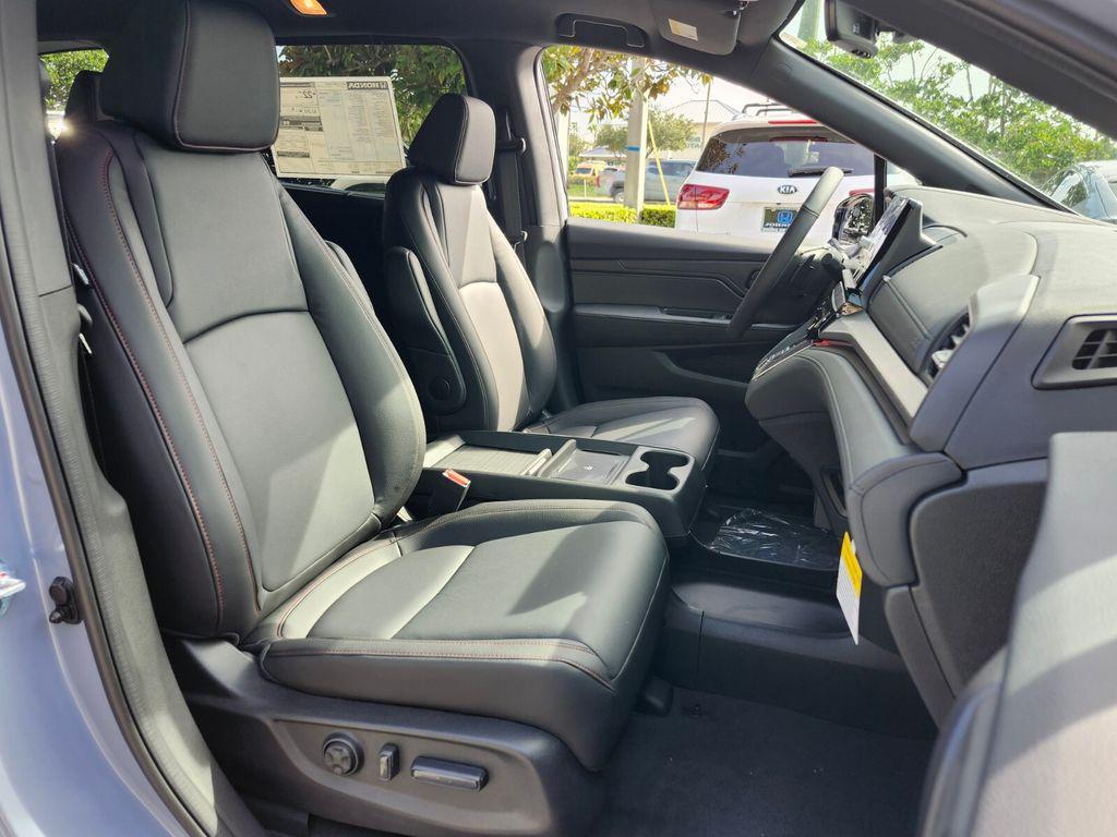 new 2026 Honda Odyssey car, priced at $45,845