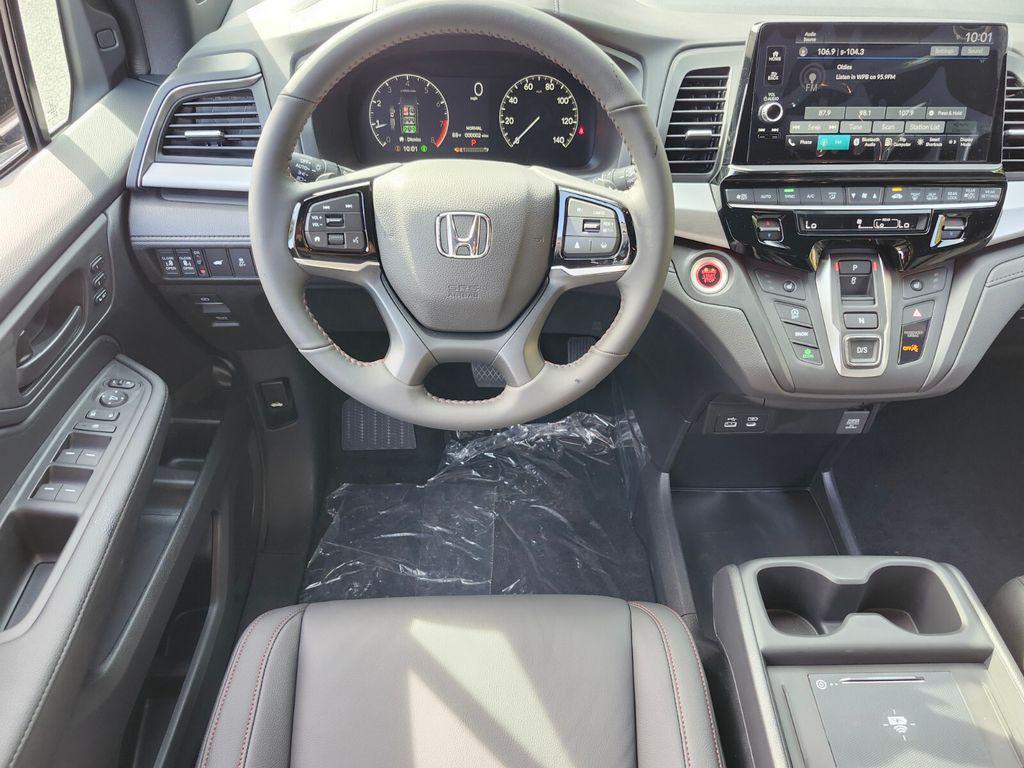 new 2026 Honda Odyssey car, priced at $45,845