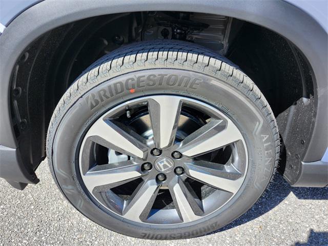new 2025 Honda Pilot car, priced at $49,405