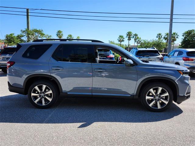new 2025 Honda Pilot car, priced at $49,405