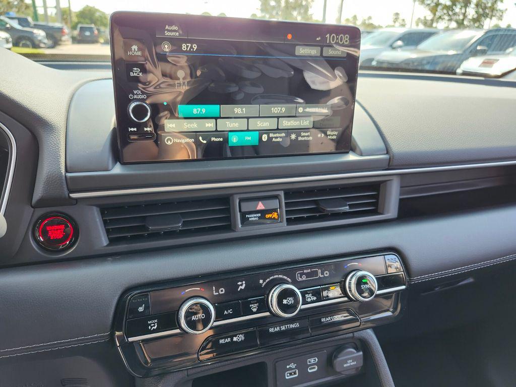 new 2025 Honda Pilot car, priced at $49,405
