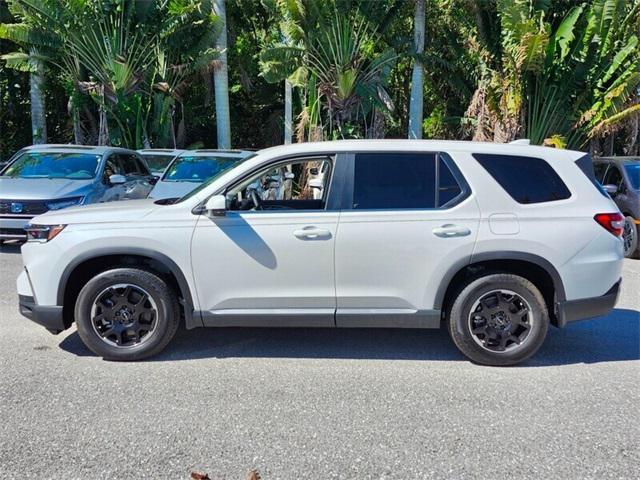 new 2025 Honda Pilot car, priced at $49,405