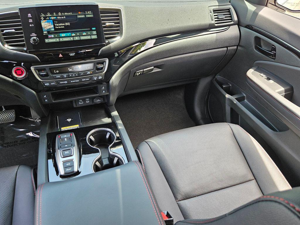 used 2025 Honda Passport car, priced at $44,609