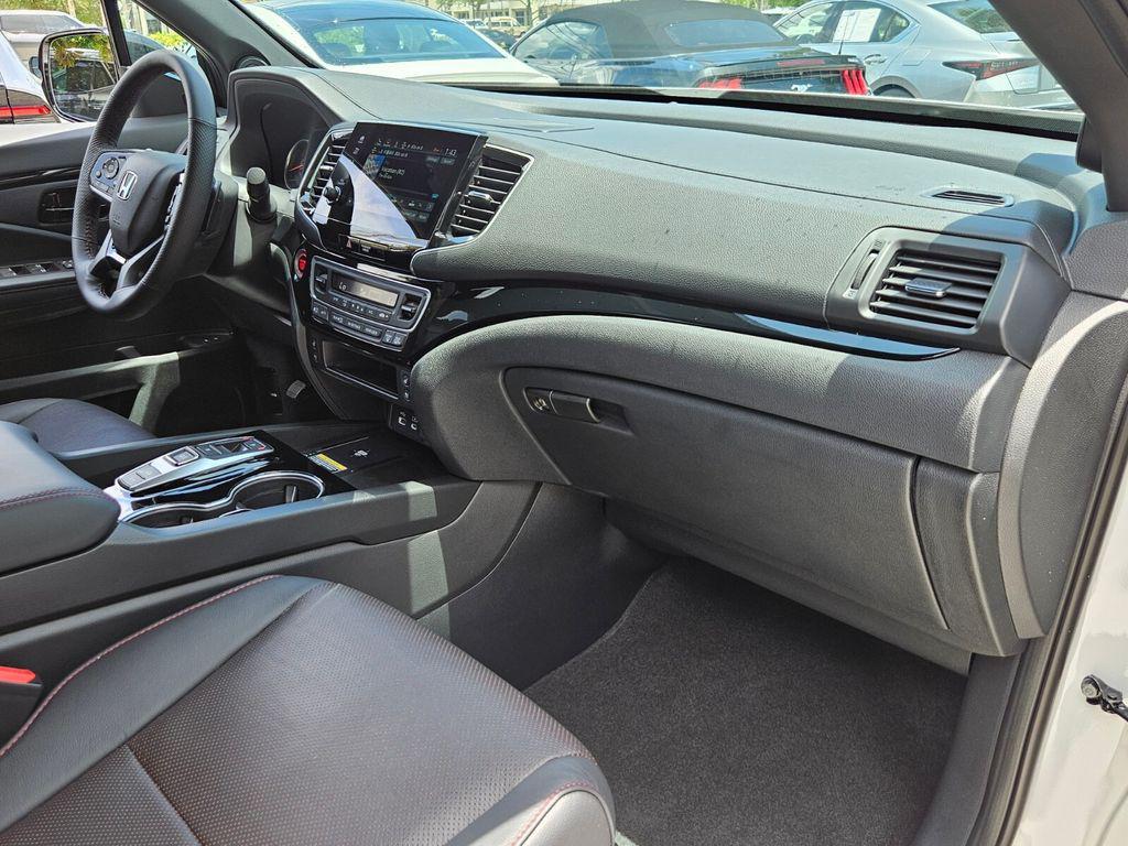 used 2025 Honda Passport car, priced at $44,609