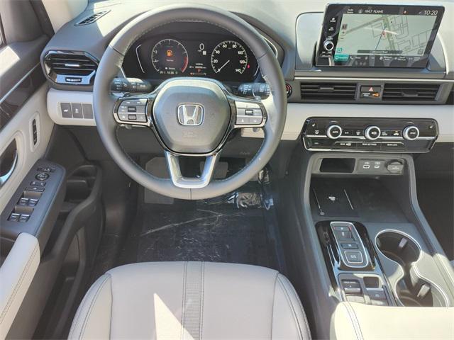 new 2025 Honda Pilot car, priced at $51,125