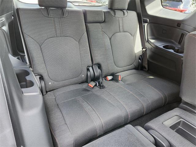 new 2025 Honda Pilot car, priced at $41,650