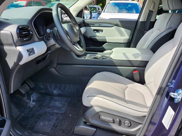 new 2025 Honda Pilot car, priced at $55,260