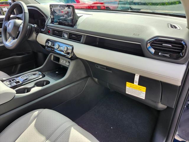 new 2025 Honda Pilot car, priced at $55,260