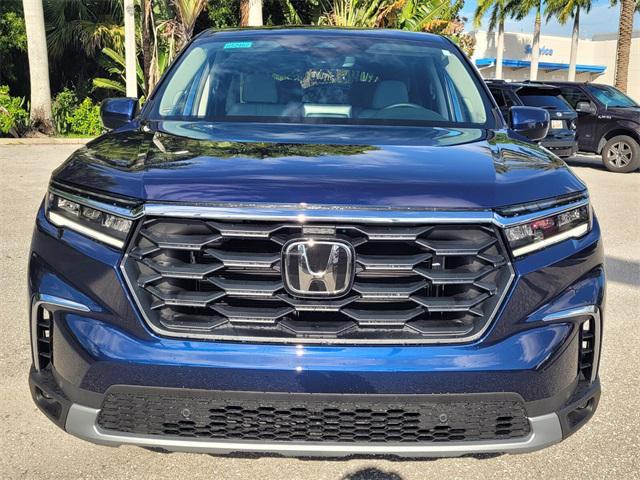 new 2025 Honda Pilot car, priced at $47,725