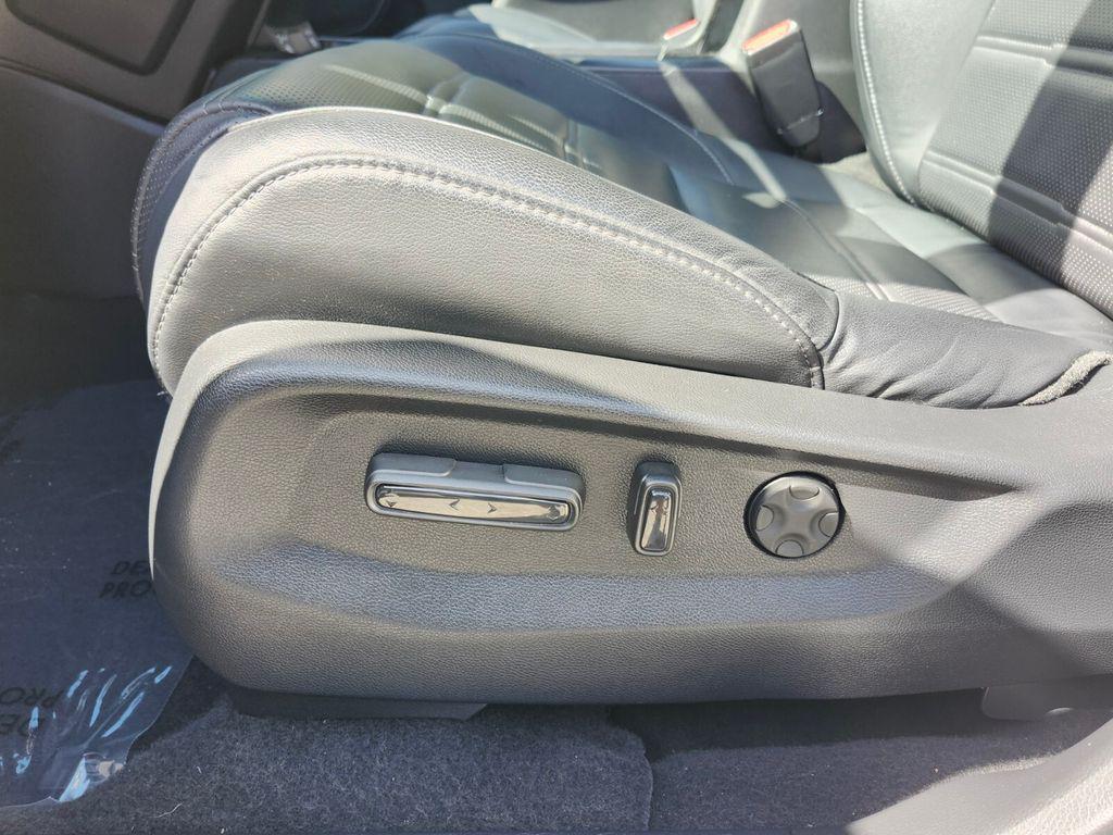 used 2022 Honda CR-V Hybrid car, priced at $23,672