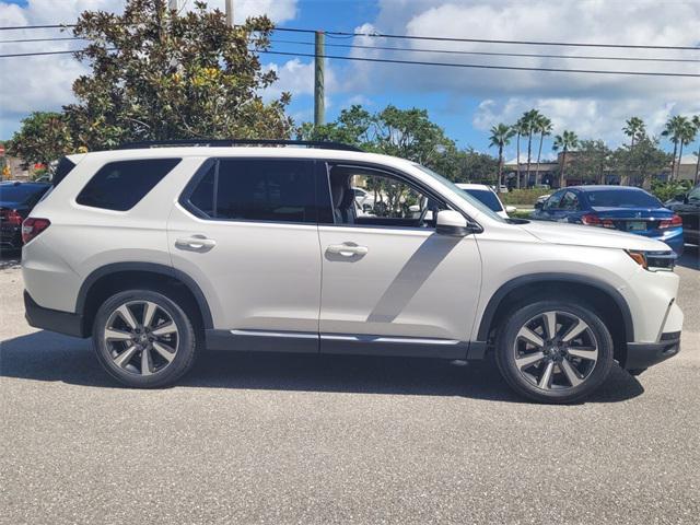 new 2024 Honda Pilot car, priced at $48,750