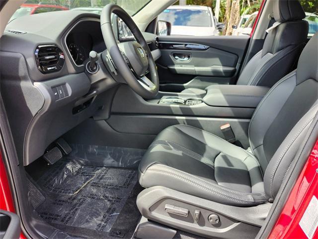 new 2025 Honda Pilot car, priced at $50,255