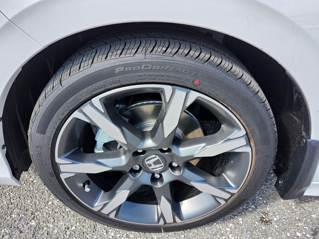 new 2026 Honda Civic Hybrid car, priced at $33,945