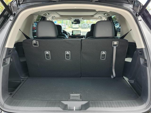 new 2025 Honda Pilot car, priced at $51,050