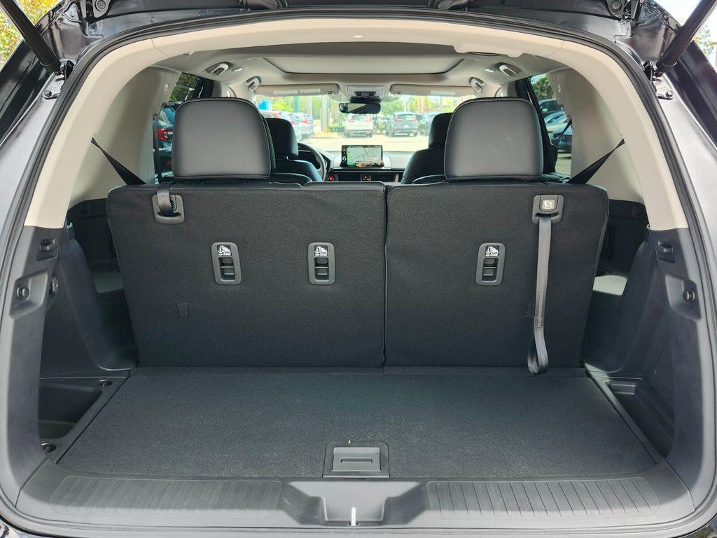 new 2025 Honda Pilot car, priced at $48,995