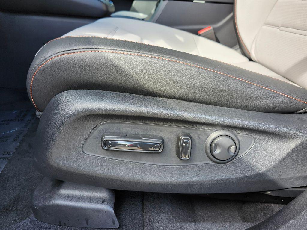 new 2026 Honda CR-V Hybrid car