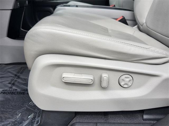 used 2020 Honda Odyssey car, priced at $27,532