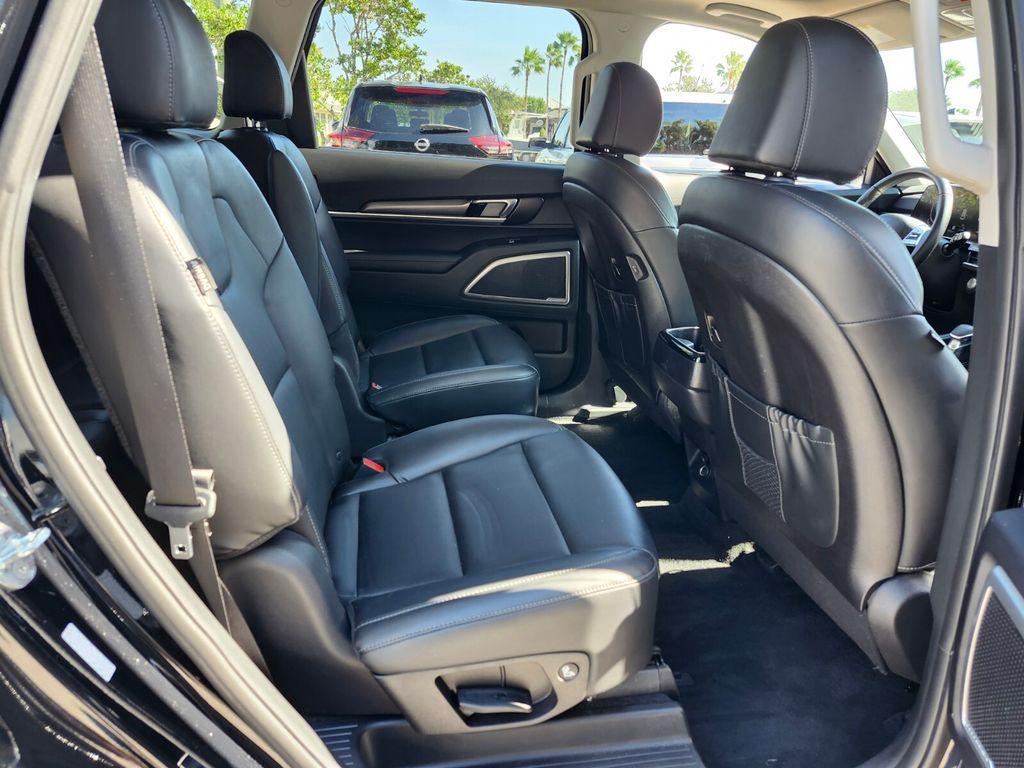 used 2023 Kia Telluride car, priced at $29,801