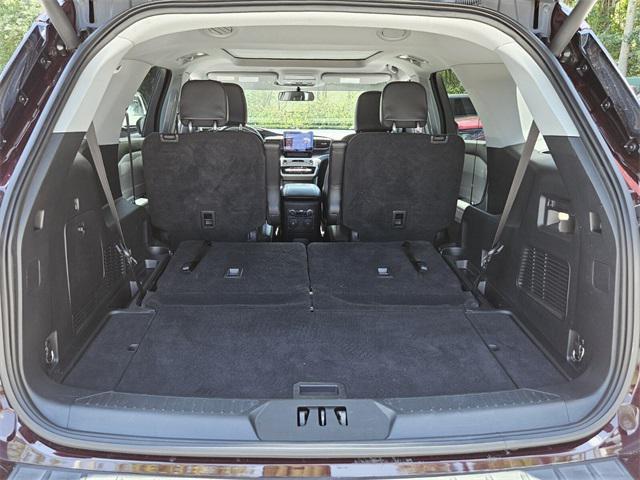 used 2022 Ford Explorer car, priced at $34,159