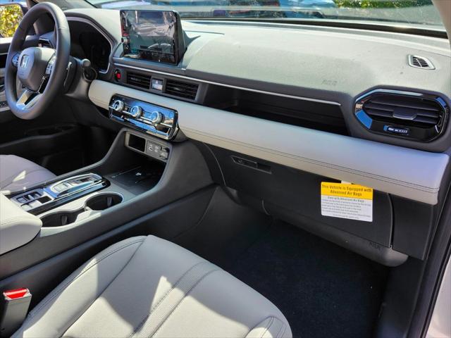 new 2025 Honda Pilot car, priced at $48,950