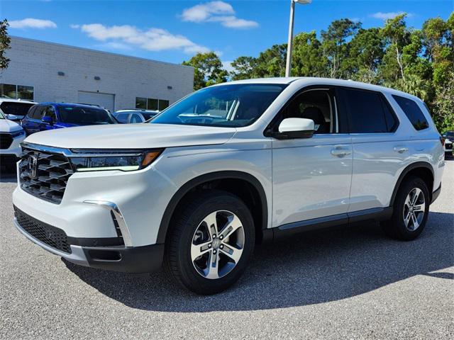 new 2025 Honda Pilot car, priced at $49,350