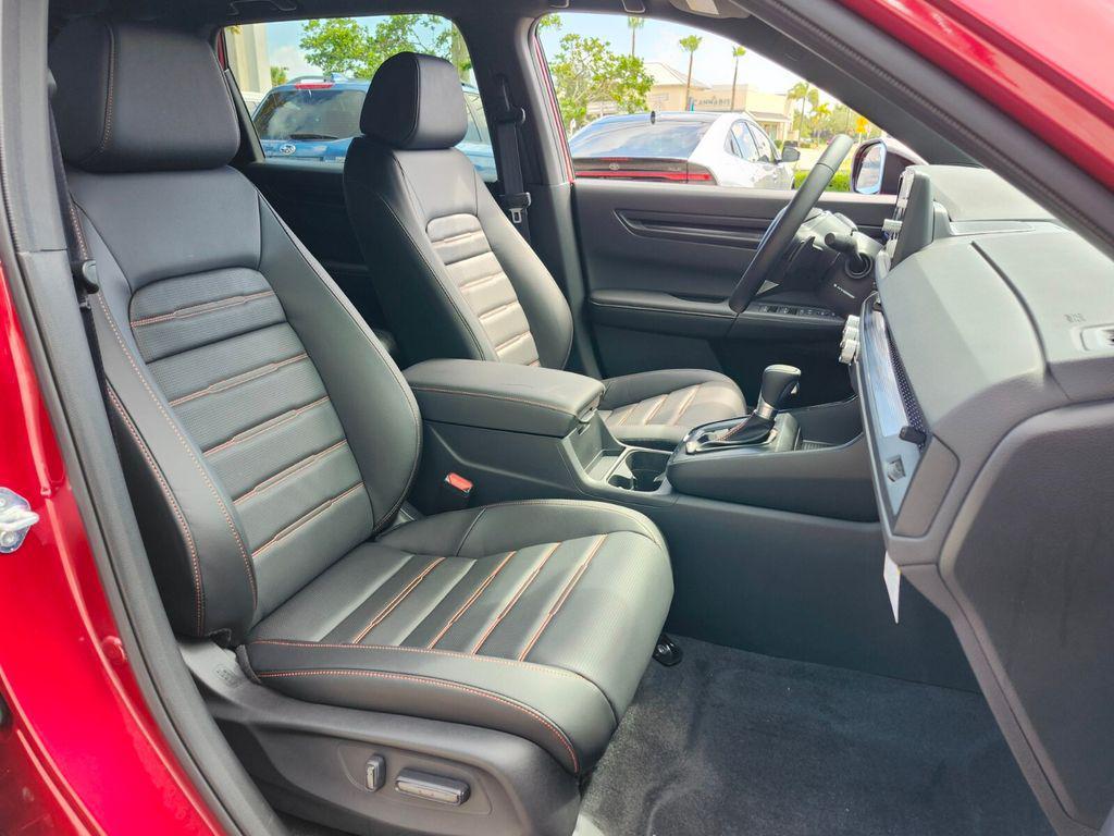 new 2026 Honda CR-V Hybrid car, priced at $40,575