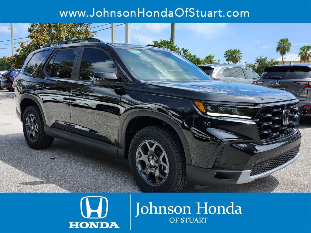 new 2025 Honda Pilot car, priced at $50,895