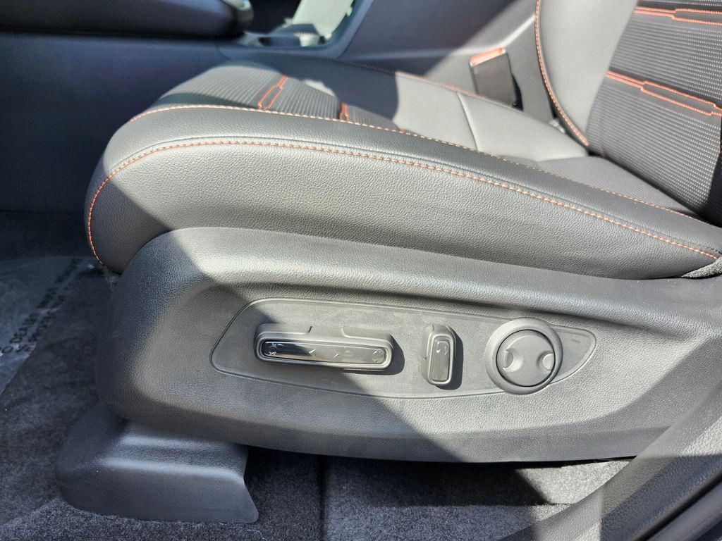 new 2026 Honda CR-V Hybrid car, priced at $43,645
