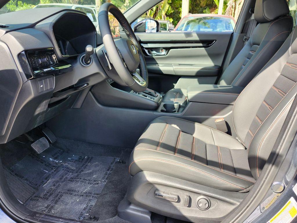 new 2026 Honda CR-V Hybrid car, priced at $43,645