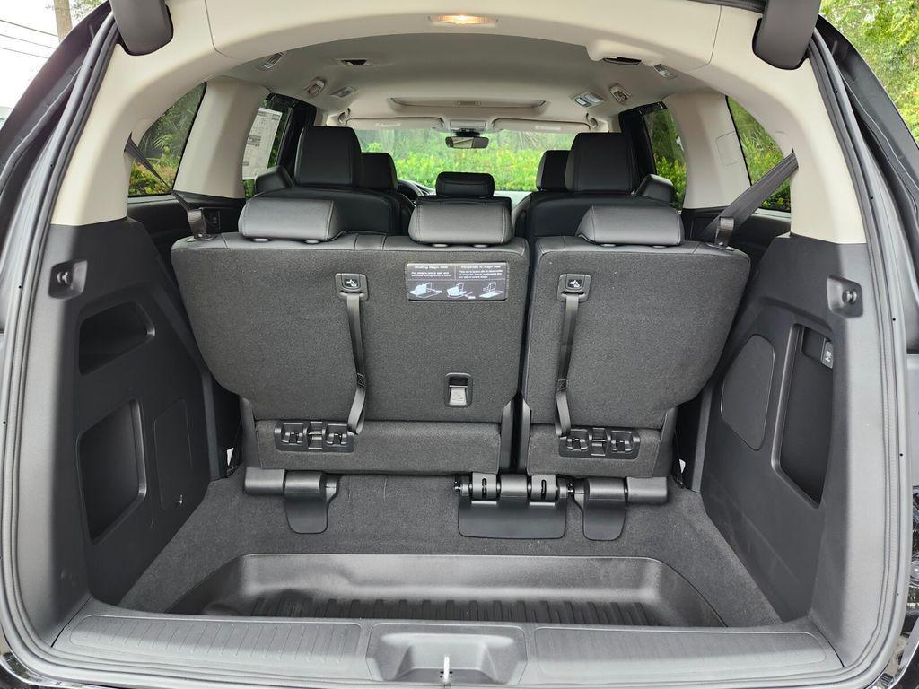 new 2026 Honda Odyssey car, priced at $45,320